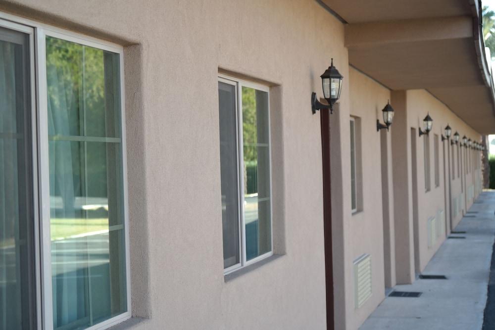 Chandler Inn ภายนอก รูปภาพ